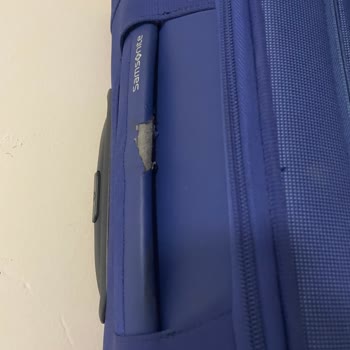 Samsonite Orijinal Ürünün Tutma Kısmında Deformasyon Oluştu