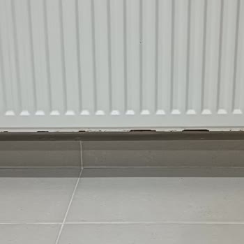 ECA Kalorifer Peteğinde Boya Atması Var