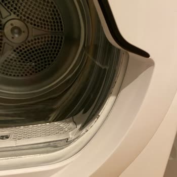 Hoover Kapak Camında Toz Birikme