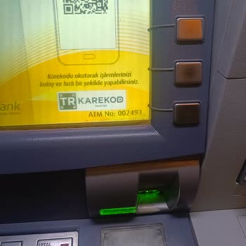 VakıfBank ATM Para Yatırma İşlemi Sırasında