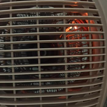 Kumtel Fan İçinden Kırmızı Işık Yanıyor