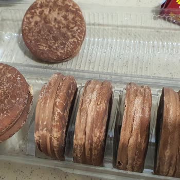 Ülker Çikolatalı Gofret Ve Halley Bozuk!