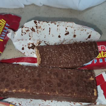 Ülker Çikolatalı Gofret Ve Halley Bozuk!
