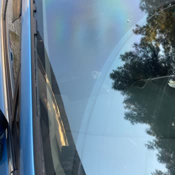 Ford Aracımın Ön Cam Fitilleri Eridi