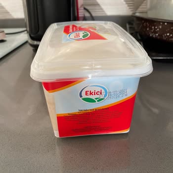 Ekici Peynir Paket Daha Açılmadan Şişti