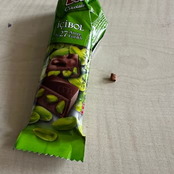 Eti Gıda Eti Çikolatanın İçindeki Sert Cisim Dişimi Kırdı