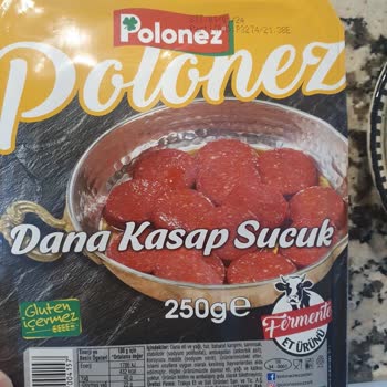 Polonez Sucuk Paketliyken Küflenmiş
