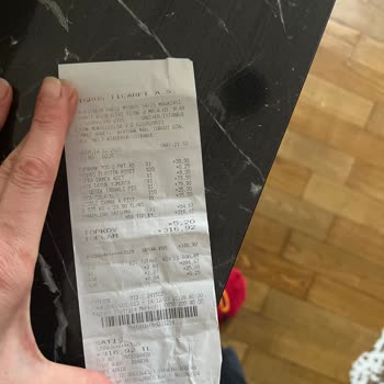 Migros SKT Bitmeye Yakın Bozulmuş Yumurta Satışı Yapıyor