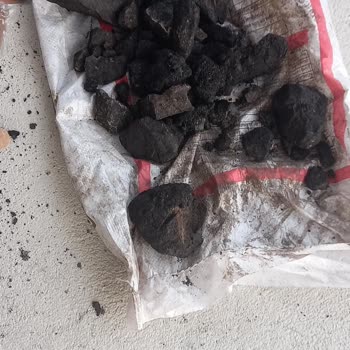 Konya Büyükşehir Belediyesi Yardım Kömürü İçerisinde Taş Kum Ve Çamur Var