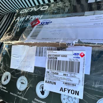 Aras Kargo Uşak Karun Şubesi Hasarlı Kargo