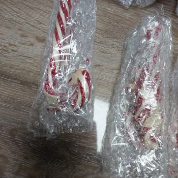 Şeker Sepetim Kırık Şekerler Ve Kaba Bir Firma