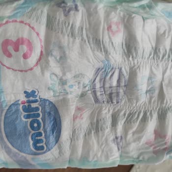 Molfix Bebek Bezinden Kurt Çıktı