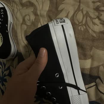 Converse Kirli Giyilmiş Ürün