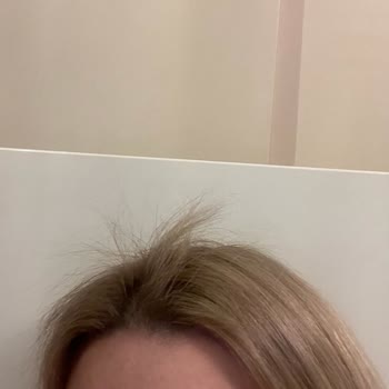 Toprak Şeker Kuaför Saçlarımın İstemediğim Renge Boyanıp Küstürülüp Kopması