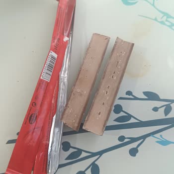 Eti Gıda Bozuk Çıkan Çikolata