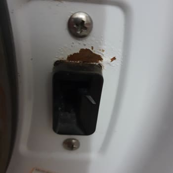 LG Çamaşır Makinesi Paslanma