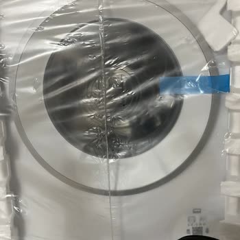 Bosch Farklı Marka Çamaşır Makinesi Teslim Edilmeye Çalışılıyor