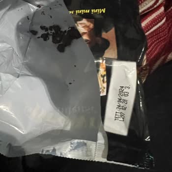 Eti Gıda Eti Browni Patlak Ve İçi Boş Çıkan Çikolata Paketleri