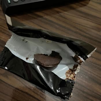 Eti Gıda Eti Browni Patlak Ve İçi Boş Çıkan Çikolata Paketleri