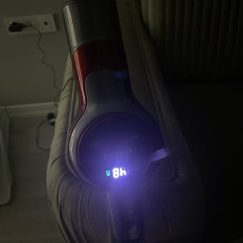 Onvo Dik Süpürge Şarj Göstergesi 48 De Takılı Kaldı Şarj Olmuyor