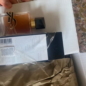 Trendyol Yves Saint Laurent Orijinalliği Şüpheli Bozuk Parfüm Satışı