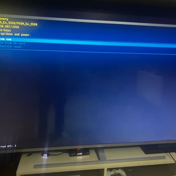 Philips TV Kendi Kendine Açılıp Kapanıyor. Acil Yardım Lütfen