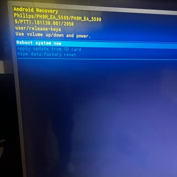 Philips TV Kendi Kendine Açılıp Kapanıyor. Acil Yardım Lütfen