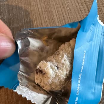 Rossmann Çikolatadan Çıkan Kurtçuk