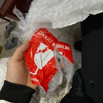 Sürat Kargo Ürünlere Hiç Dikkat Etmiyor