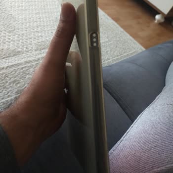 Apple Air Tablet Kasa Yamulması
