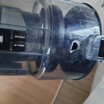 Arçelik Imperium SD 9041 Model Dikey Süpürgenin 1 Yılı Dolmadan Geldiği Durum