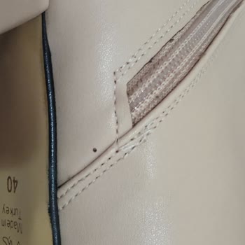 FLO Ayakkabı Defolu Ürün Gönderimi