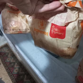 Popeyes Paket Ürünün Eksik Ve Dökülmüş Olması