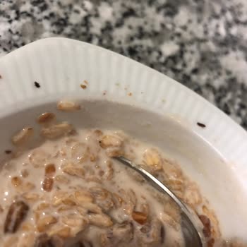 Peyman Bahçeden Müsli Böceklenme