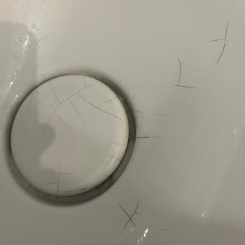 Cera Style Lavabo Çatlak Doldu, Ürün Kalitesi Çok Düşük.