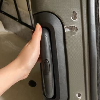 Çankırı Özlem Seyahat Çalışanı Valizimi Kırdı