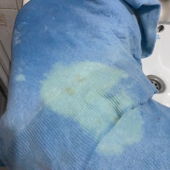 Kosla Vanish Oxi Action Leke Çıkartıcı Kazağımı Mahvetti!
