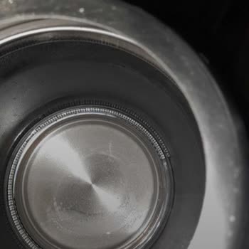 Fakir Ev Aletleri Lekelenmeler Ve Gürültülü Çalışıyor