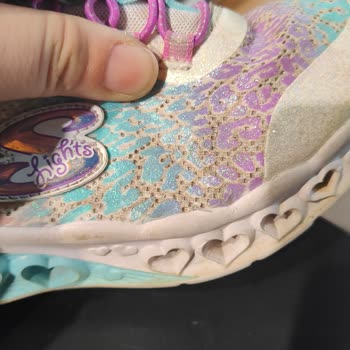 SuperStep ve Skechers Ürününün Arkasında Durmuyor
