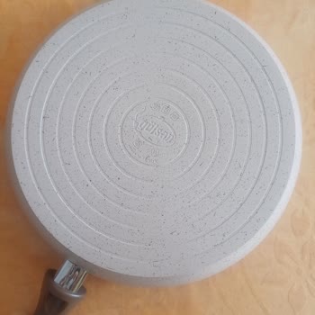 Gülsan Tencere Granit Tava Kullanımı Sonrası Oluşan Lekeler