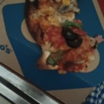 Domino's Pizza Pizza Siparişim Yanık Kuru Malzemesiz