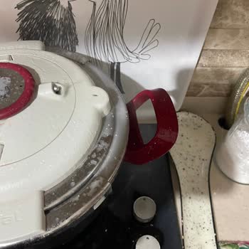 Tefal Düdüklü Tencerede Dışarıya Yemek Sızdırma