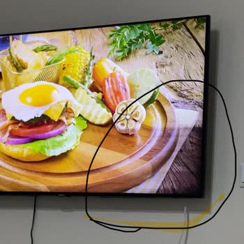 Samsung Güvenmiştim Kısa Sürede TV Bozuldu