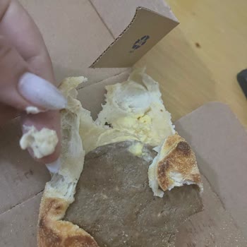 Domino's Pizza Domdom Burger İçi Hamur Geldi Pizza Soğuk Geldi