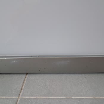 Bosch Bulaşık Makinesi 1 Ay Olmasına Rağmen Pas Ve Leke Yapıyor