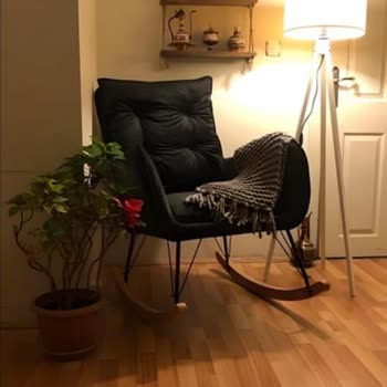 Koçtaş Sallanan Sandalye Parçaları Eksik Ve Hala Geri Dönüş Yok