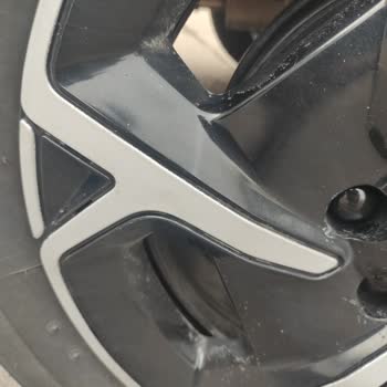 Çimenler Fiat Aracımdaki Jant Kapakları Servis Hizmeti Sonucu Zarar Gördü
