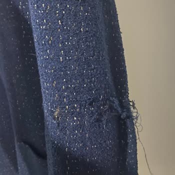 DeFacto'dan Aldığım Ceketin İplikleri Söküldü