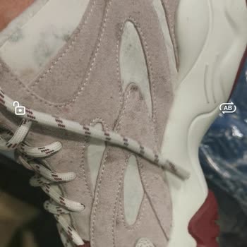 Skechers Botlarımı Küflendirip Teslim Etmeye Çalışıyor