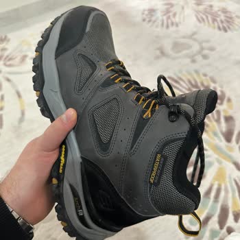 Skechers Outdoor Bot 1 Ayda Yırtıldı